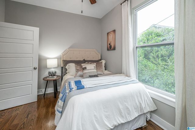 1025 28TH PLACE S, Birmingham, AL 35205