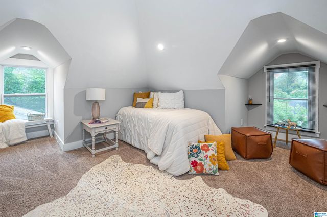 1025 28TH PLACE S, Birmingham, AL 35205