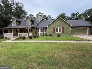 3050 Willowstone Drive, Lizella, GA 31052