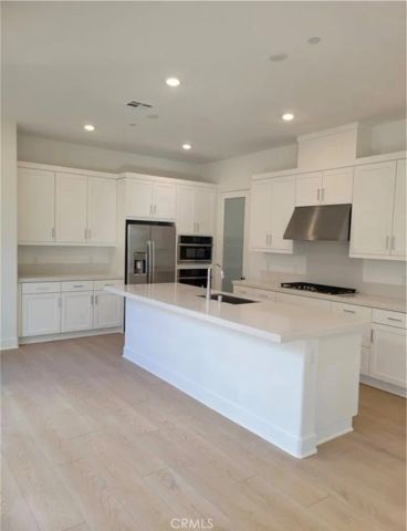 129 Billings, Irvine, CA 92618