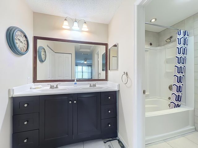 281 AMBER Court, Royal Palm Beach, FL 33411
