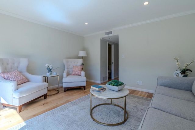 1041 Oddstad Boulevard, Pacifica, CA 94044