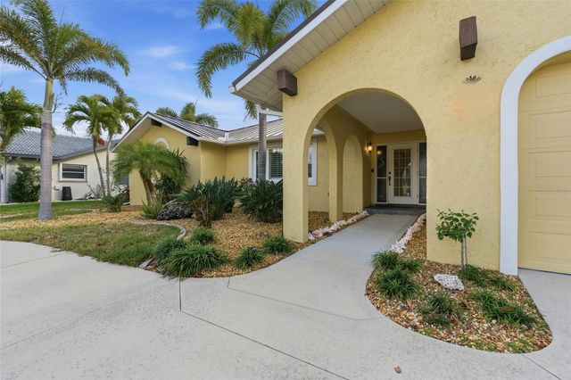 825 VIA FORMIA, Punta Gorda, FL 33950