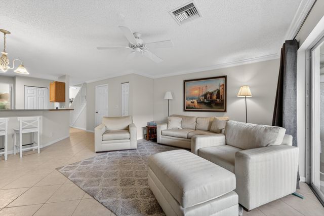 332 Timberwalk Trail 332, Jupiter, FL 33458