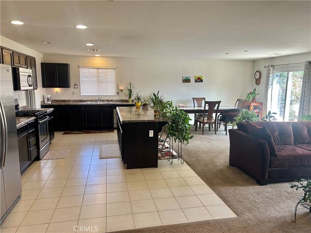 729 Bailey Lane, San Jacinto, CA 92582