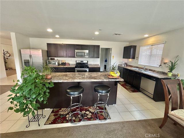 729 Bailey Lane, San Jacinto, CA 92582