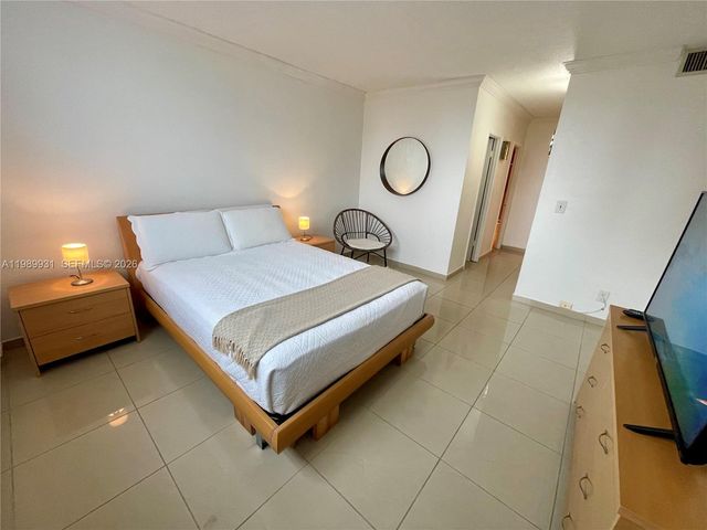 19390 Collins Ave 1405, Sunny Isles Beach, FL 33160