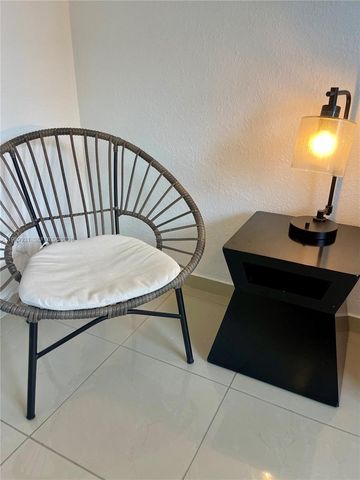 19390 Collins Ave 1405, Sunny Isles Beach, FL 33160