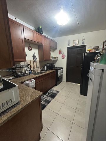 1080 NW 121st Street, North Miami, FL 33168
