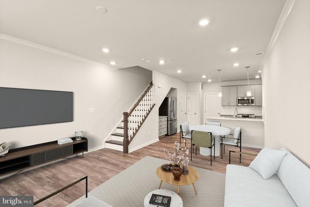 43361 RADFORD DIVIDE TER, Ashburn, VA 20148