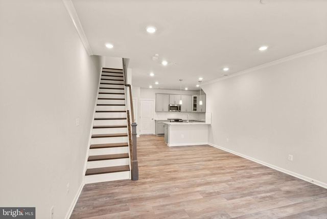 43361 RADFORD DIVIDE TER, Ashburn, VA 20148