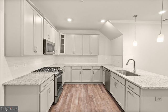 43361 RADFORD DIVIDE TER, Ashburn, VA 20148