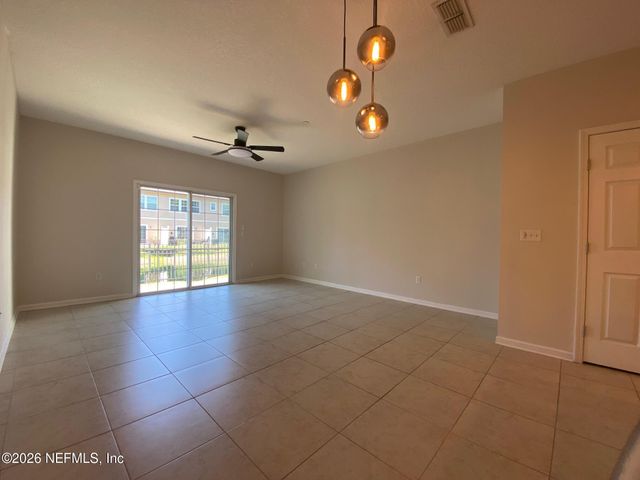 11312 ESTANCIA VILLA Circle 1005, Jacksonville, FL 32246