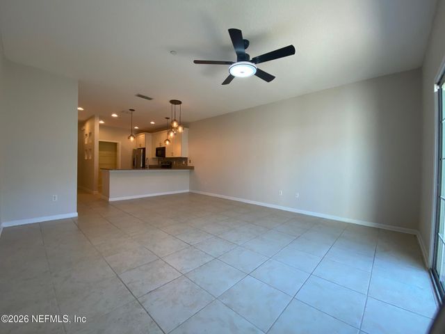 11312 ESTANCIA VILLA Circle 1005, Jacksonville, FL 32246