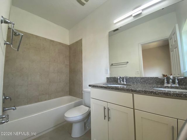 11312 ESTANCIA VILLA Circle 1005, Jacksonville, FL 32246