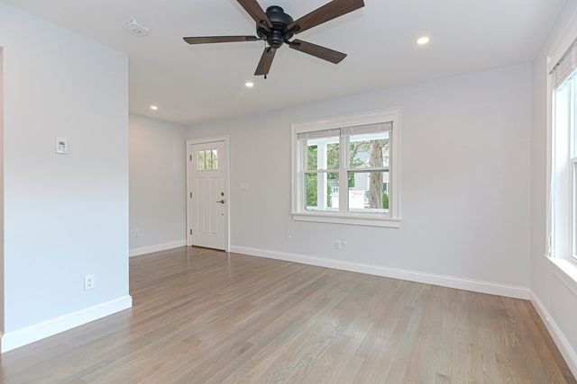 6 Lord Ter 1, Woburn, MA 01801