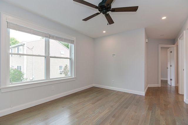 6 Lord Ter 1, Woburn, MA 01801