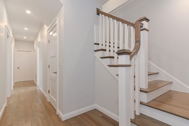 6 Lord Ter 1, Woburn, MA 01801