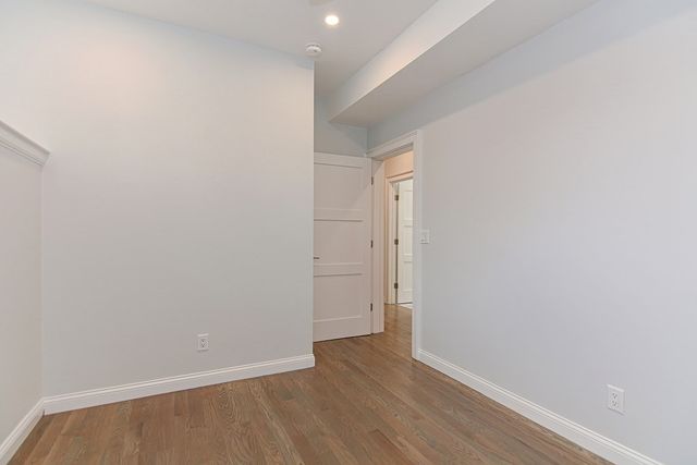 6 Lord Ter 1, Woburn, MA 01801