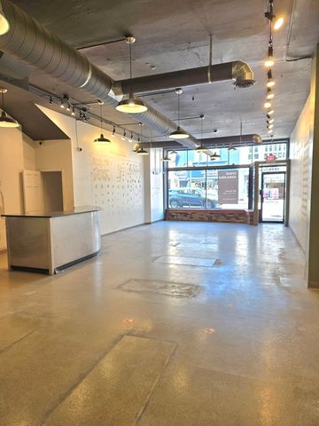 5208 N Clark Street 1, Chicago, IL 60640