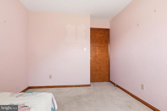 60 CATALINA DR, Mount Wolf, PA 17347