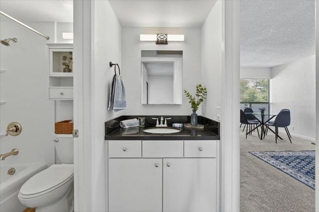 500 Glenwood Circle 224, Monterey, CA 93940