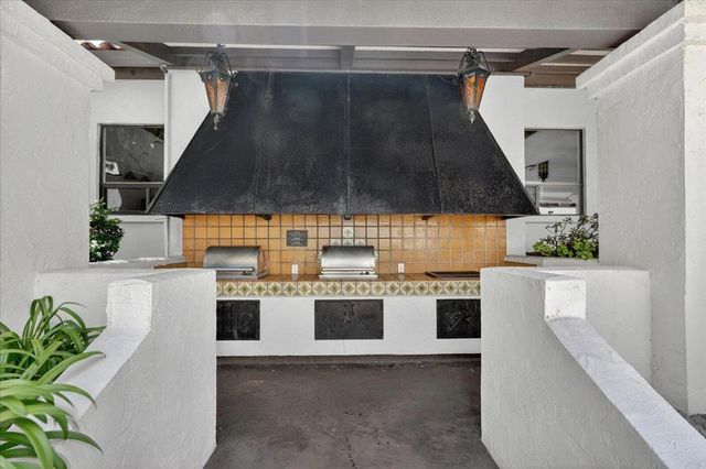 500 Glenwood Circle 224, Monterey, CA 93940