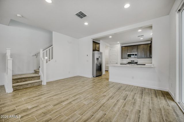 8258 E PRAIRIE Avenue, Mesa, AZ 85212