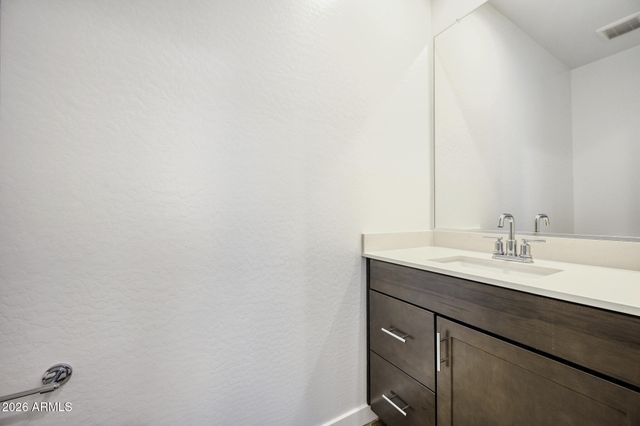 8258 E PRAIRIE Avenue, Mesa, AZ 85212