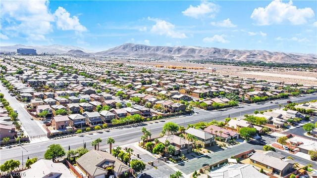 127 Birch Ridge Avenue, Las Vegas, NV 89183