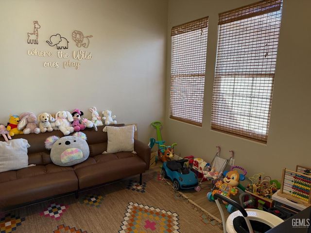 6702 Aretino Way, Bakersfield, CA 93306