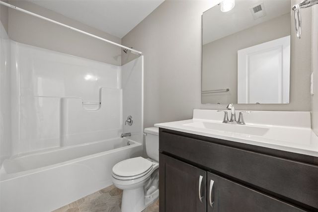 519 Ashton Dr NE, Mt Vernon, IA 52314