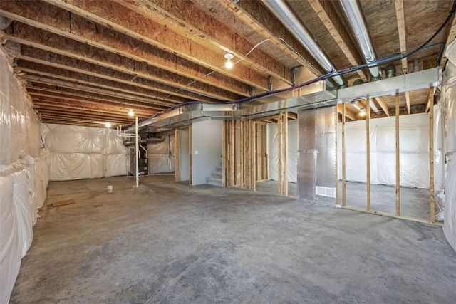 519 Ashton Dr NE, Mt Vernon, IA 52314