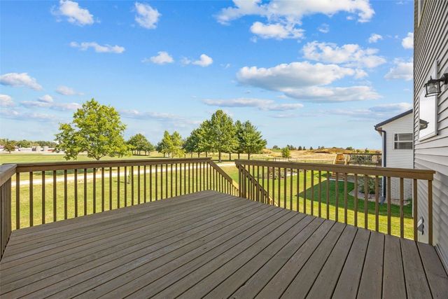 519 Ashton Dr NE, Mt Vernon, IA 52314