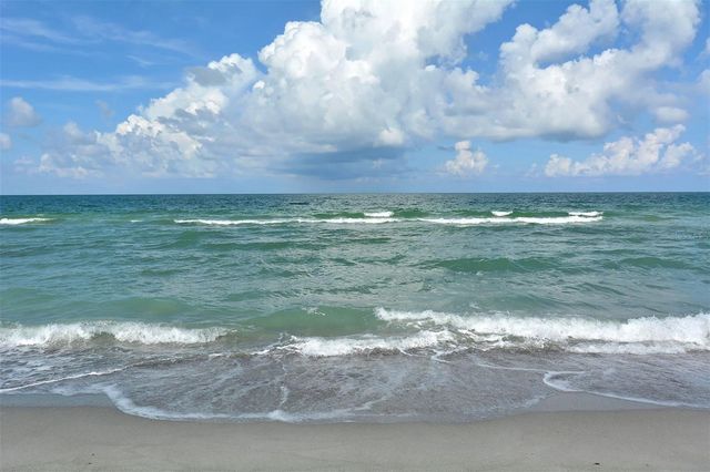 200 THE ESPLANADE N B2, Venice, FL 34285