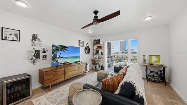 200 THE ESPLANADE N B2, Venice, FL 34285