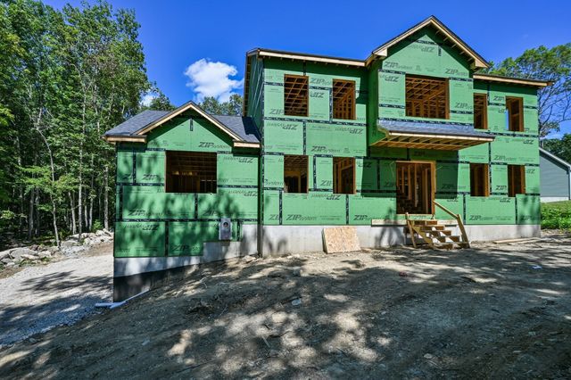 35 Sawmill Rd, Dudley, MA 01571