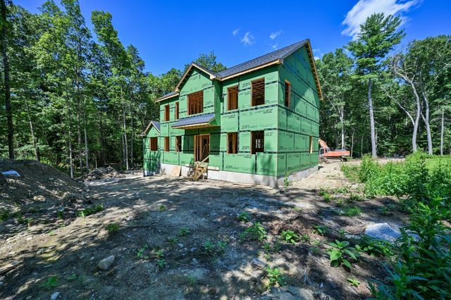 35 Sawmill Rd, Dudley, MA 01571
