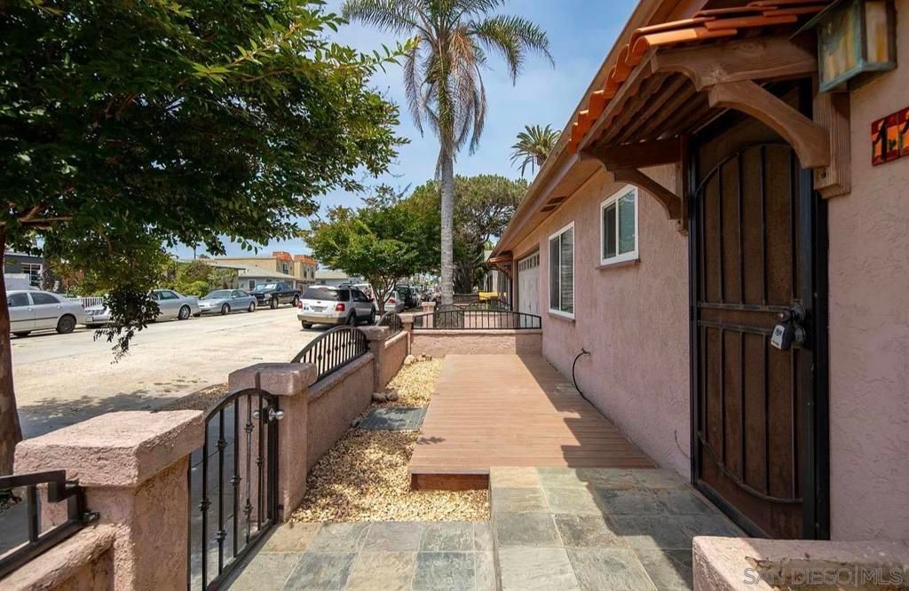 2104 Bacon Street, San Diego, CA 92107 — photo 5