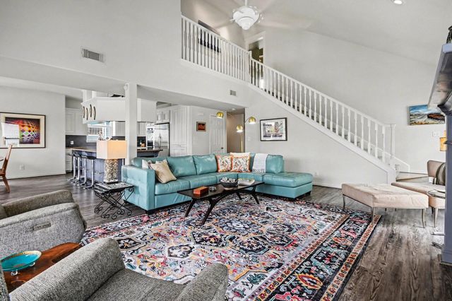 13318 Binnacle Way, Galveston, TX 77554