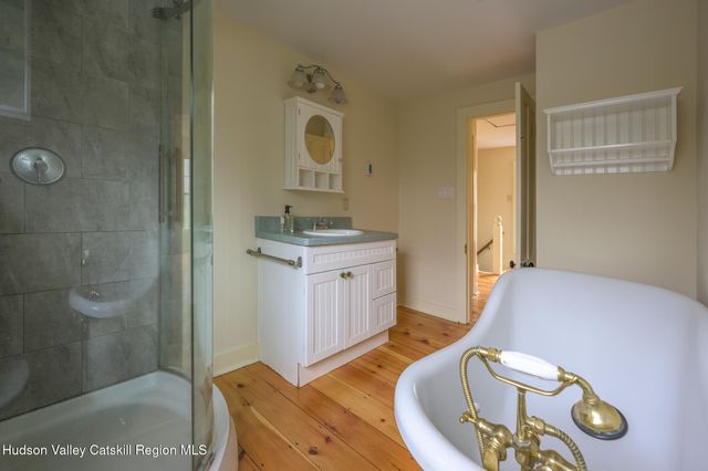 477 Fog Hill Road, Austerlitz, NY 12017