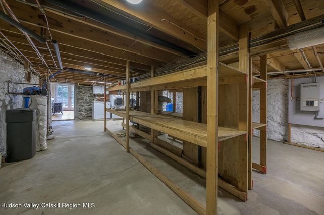 477 Fog Hill Road, Austerlitz, NY 12017