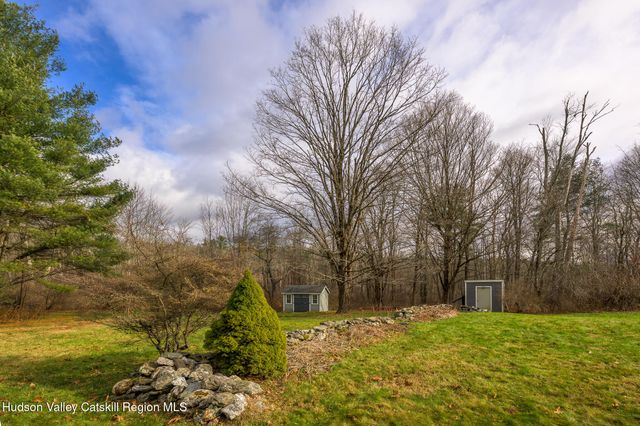 477 Fog Hill Road, Austerlitz, NY 12017