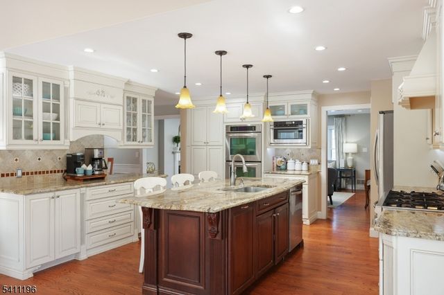 320 Highgate Avenue, Westfield Town, NJ 07090