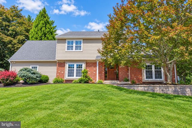 1272 KNOX DR, Yardley, PA 19067