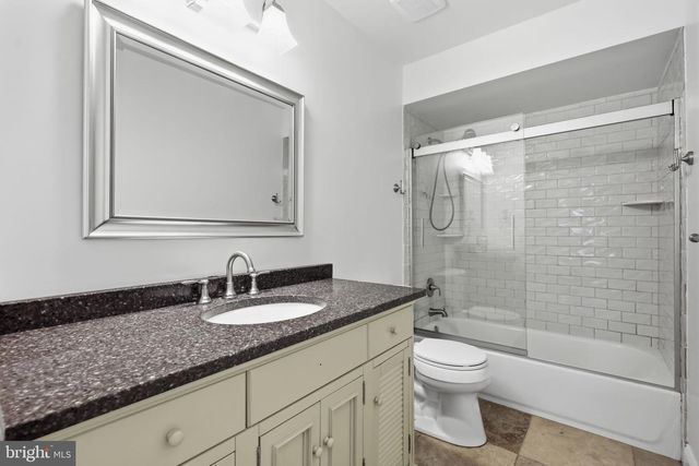1272 KNOX DR, Yardley, PA 19067