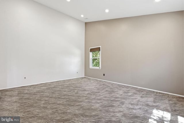 1272 KNOX DR, Yardley, PA 19067