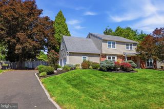 1272 KNOX DR, Yardley, PA 19067