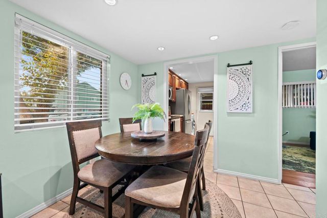 1248 Denver Lane E, El Cajon, CA 92021