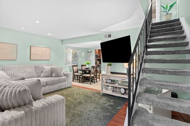 1248 Denver Lane E, El Cajon, CA 92021